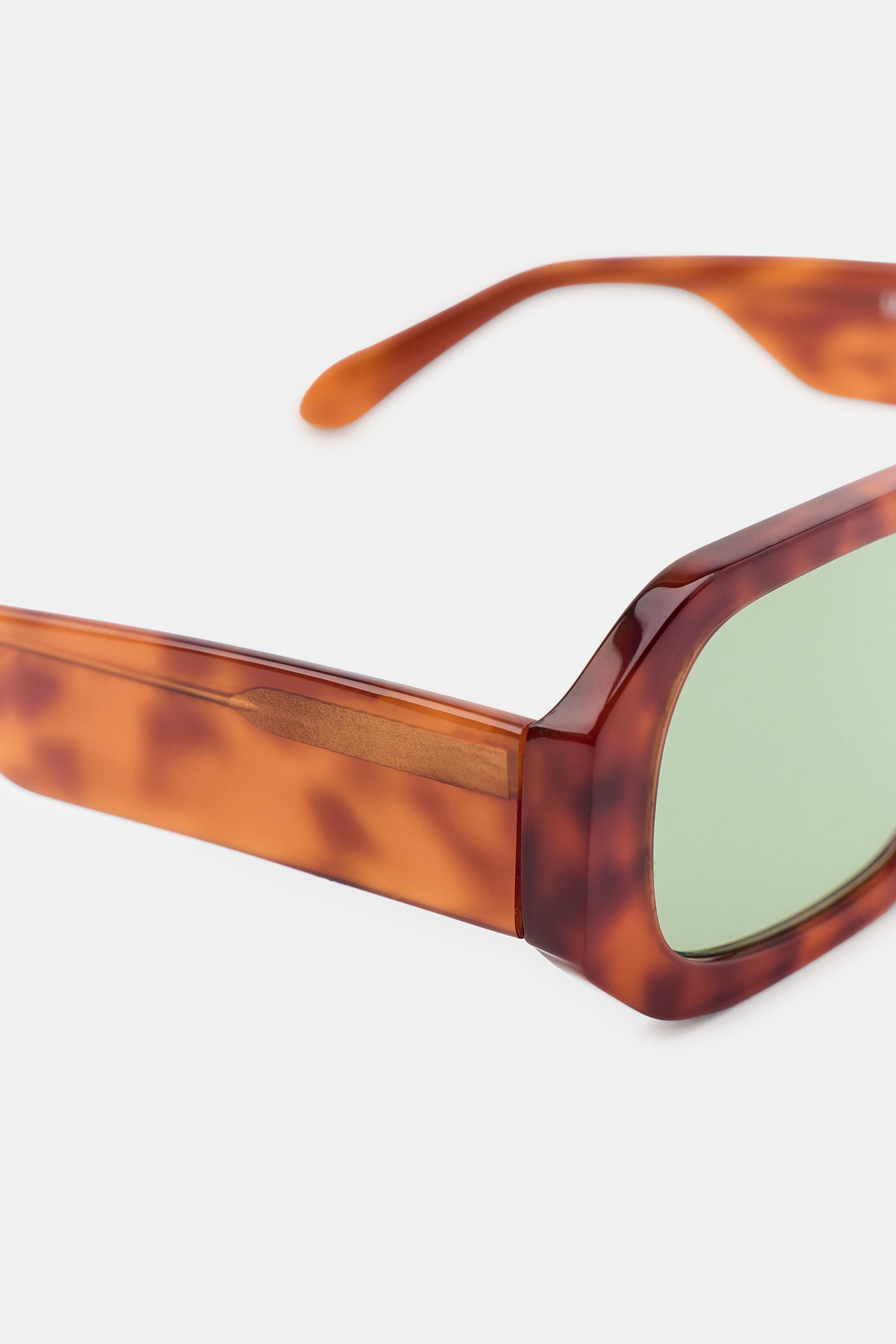 RECTANGULAR SUNGLASSES